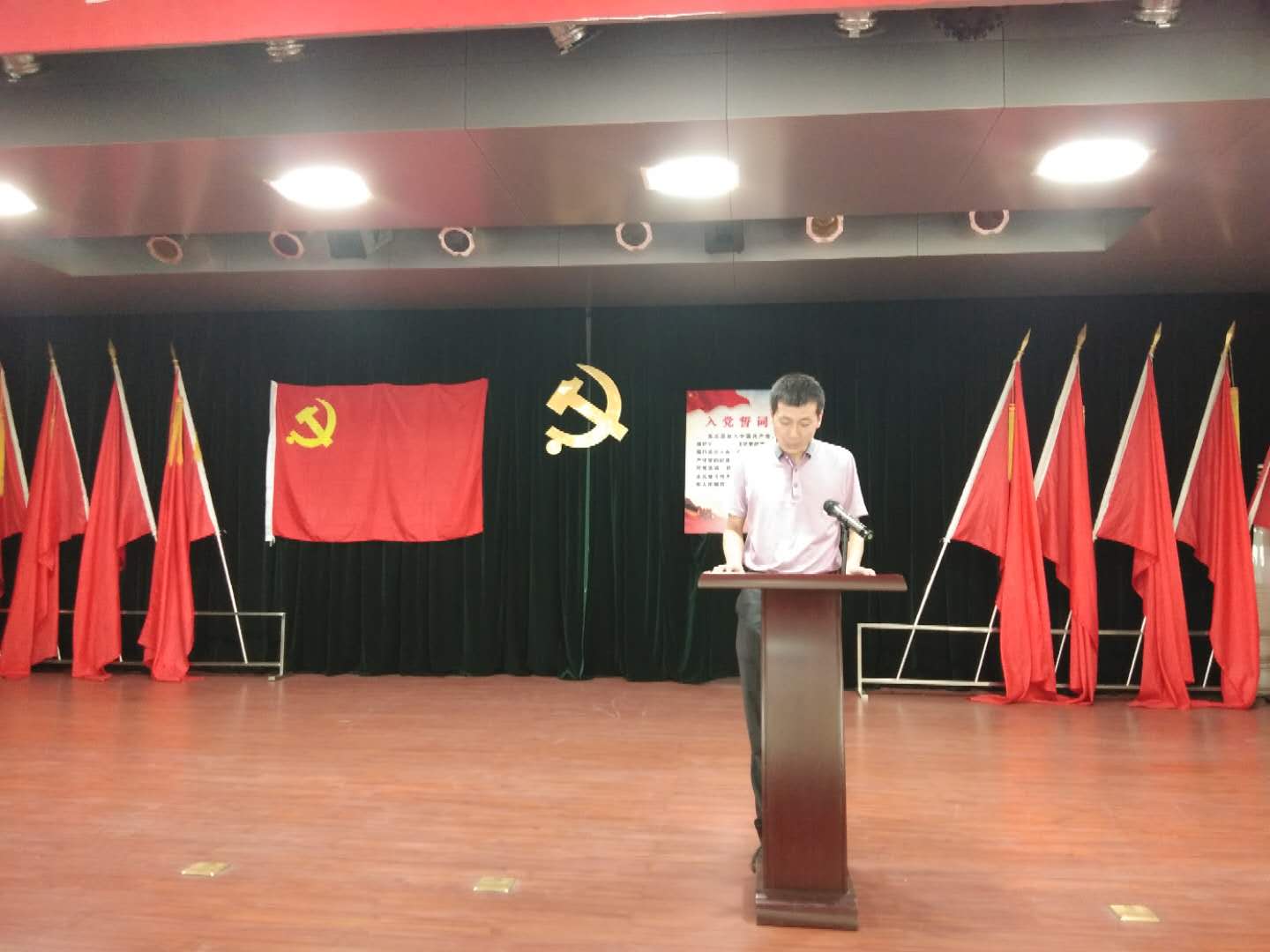 150140040440571543.jpg 150140040440571543.jpg